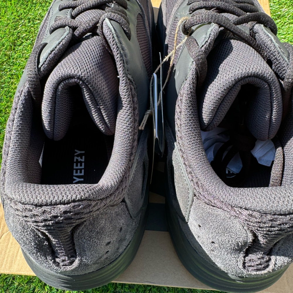 📦SOLD📦Yeezy 700 Utility - Picture 7 of 13